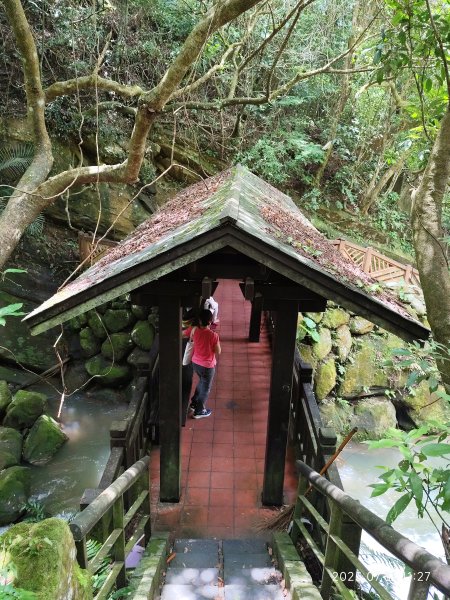 圓覺寺步道→新福本坑→碧湖步道→碧山公園→國立臺灣戲曲學院→碧湖公園→大港墘公園【臺北健走趣】2849244