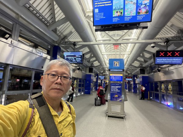 [紐約馬之行-01] 2025_1031 領紐約馬拉松物資2940480