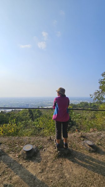 【即使簡單也要心存敬畏！】小百岳#074-大崗山、盤龍峽谷一線天O繞。3025822