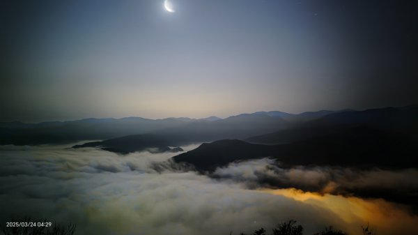 #翡翠水庫壩頂 #月亮雲海 #日出雲海 #日月同框 #石碇雲海 3/242744160