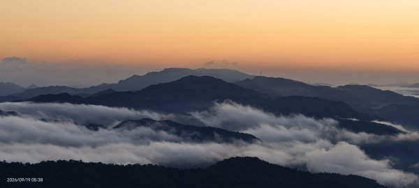 #石碇後山 #日出 差強人意 #雲海 首登 #赤腳蘭山 #670峰 9/193119685