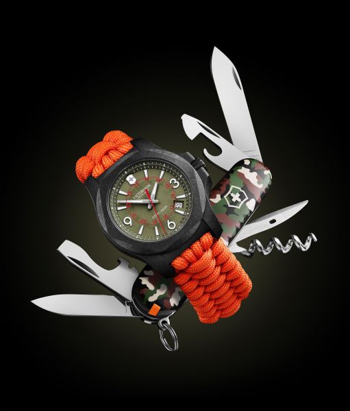 【產品】I.N.O.X. Carbon碳纖維限量版腕錶