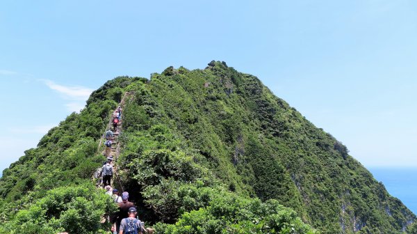 110.0512 基隆嶼登島登塔繞島三合一1385440