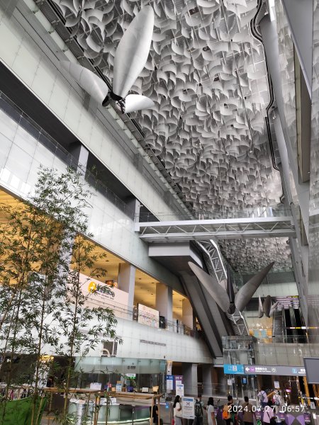 桃園國際機場→香港國際機場→華麗銅鑼灣酒店→時代廣場→地鐵→尖沙咀→iSQUARE→重慶大廈→K112563257