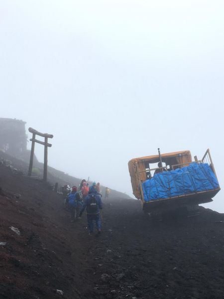 2017雨中的富士山216287