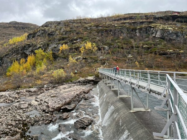Norway-Myrdal-VATNAHALSEN HOTEL-湖邊健行2917772