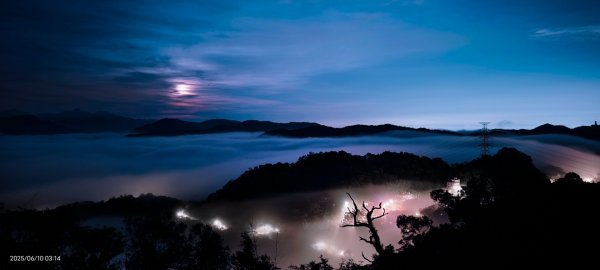 跟著雲海達人山友追雲趣 #琉璃光 #雲海流瀑 #日出雲海 #火燒雲 6/102808482