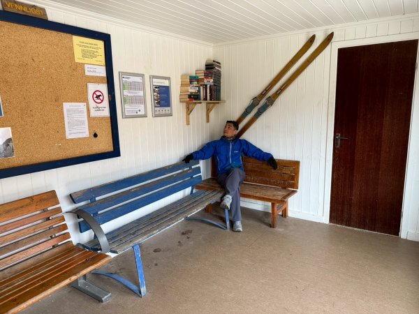 Norway-Myrdal-VATNAHALSEN HOTEL-湖邊健行2917784