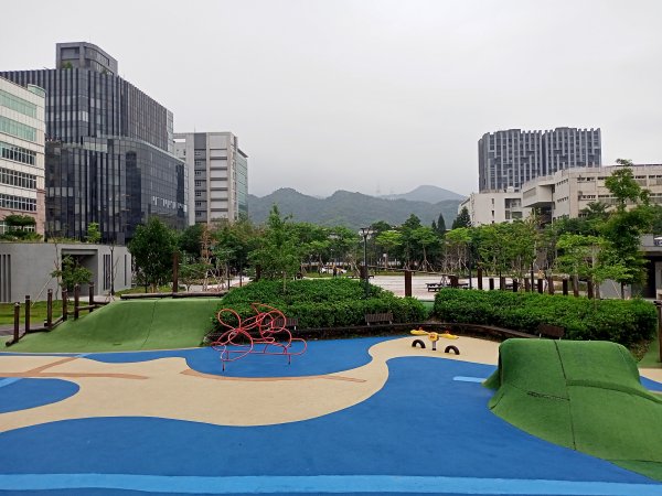 城市漫遊：內湖科學園區、大港墘公園、文德三號公園、瑞陽公園1683550