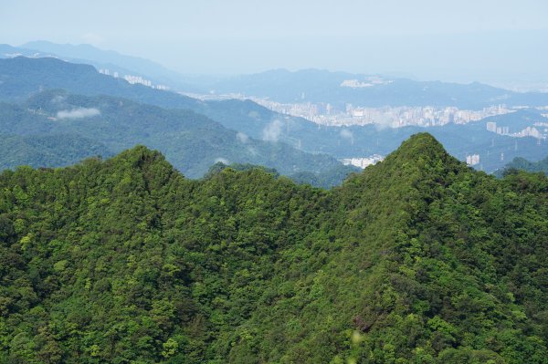 新北 平溪 薯榔尖、石筍尖、魔神仔洞2772538