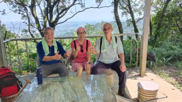 汐止區旗尾崙-姜子寮瀑布-姜子寮絕壁封面