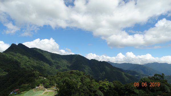 蟬鳴鳥叫蝶飛舞-復興三尖之夫婦山645443