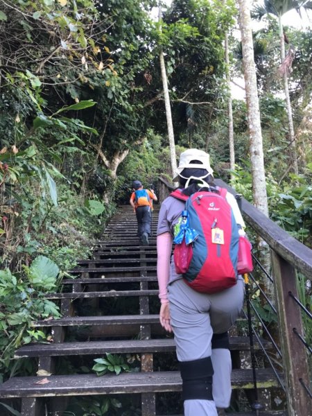 樟腦寮車站上獨立山奉天岩泡茶煮泡麵大巃頂看群峰美景469741