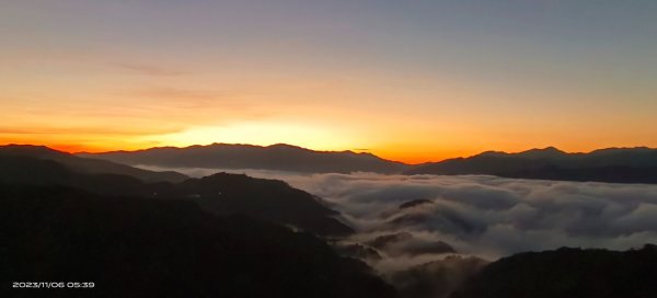 跟著雲海達人山友追雲趣-石碇十三股山晨曦/日出/火燒雲/雲海11/62337708