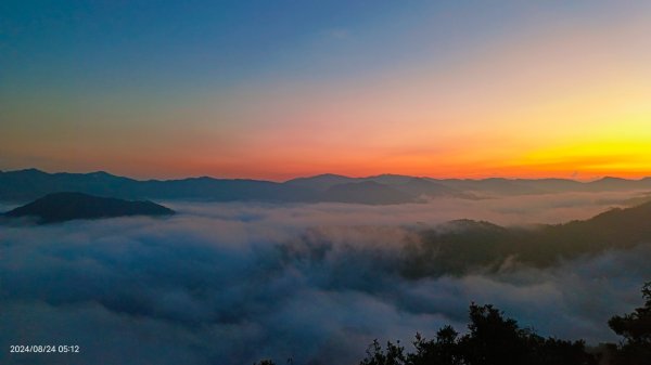 北宜郊山之濫觴 #琉璃光雲瀑  #琉璃光雲海 #日出雲海 #觀音圈雲海 8/242579083