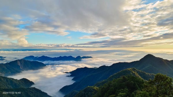 跟著雲海達人山友追雲趣-二訪 #鳶嘴山 解鎖 #黃金雲海 #夕陽雲海 #火燒雲 #琉璃光2652019