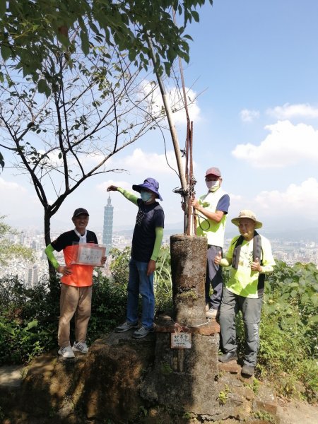 【臺北大縱走 6】紫雲街挹翠山莊至中華科技大學、【小百岳集起來】南港山1470914