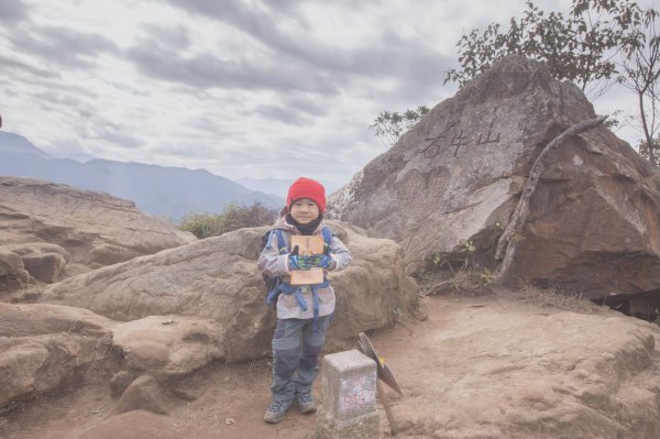 四歲小樂的第31座小百岳-關西石牛山1224513
