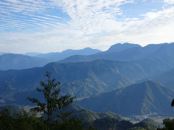 南投鹿谷-鳳凰山之三角點222071