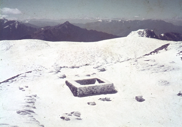1972 春節奇萊南峰 能高北峰見瑞雪25950