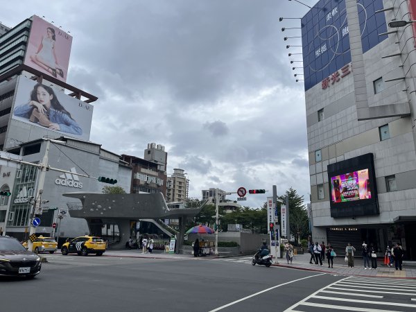 [臺北健康大穀東-19/34] 2023_1021_中山-雙連捷運站線形公園2326900