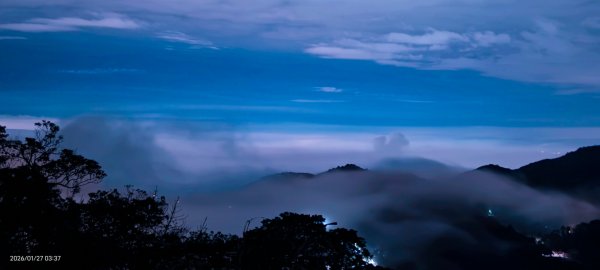 #大屯山 #百拉卡觀景台 #雲瀑 #雲海 #琉璃光 1/272989009