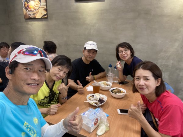 《夏日大坑同行記｜10號步道登稜線，與家人感受山風與人情味》2926361