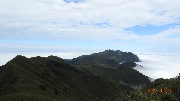 陽明山整天滿滿的雲海+最滿意的一次夕陽火燒雲202312302389452