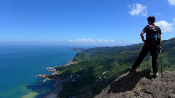 一流景色與視野~雷霆峰直登續黃金首稜