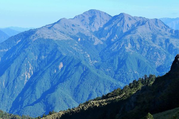 山裡的藍寶石--再走一趟迷人的嘉明湖　　145576