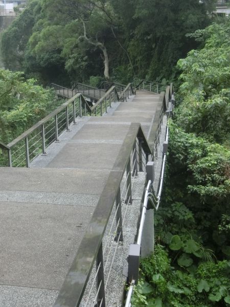 百吉林蔭步道．慈湖頭寮221658