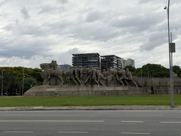 [紐約馬之行-70] 2025_1116 先鋒旗手紀念碑2956885