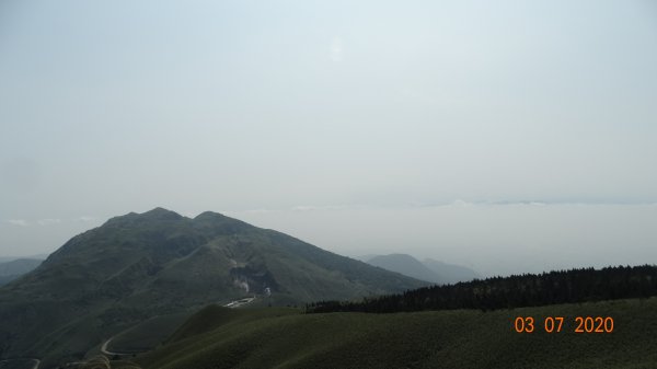 經不住陽光和遠處山頭的誘惑 !869663