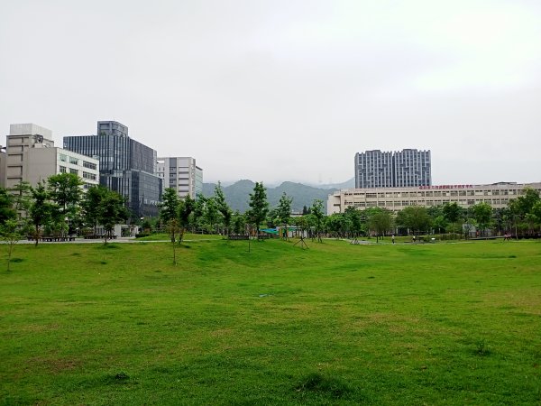 城市漫遊：內湖科學園區、大港墘公園、文德三號公園、瑞陽公園1683549