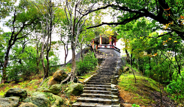 拱北殿後山步道，三秀山，白匏湖，橫科彈藥庫舊址，五堵錦峰山，四股埤，八堵富健山