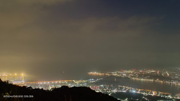 觀音山百萬夜景&日出，小觀音西峰彩色霧虹2/22&232433889