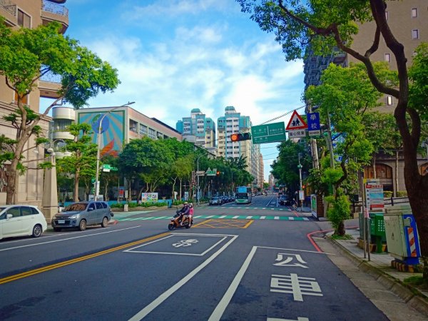 羊稠步道、五酒桶步道封面