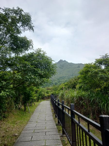 茶壺山步道, 燦光寮山,黃金神社 330382