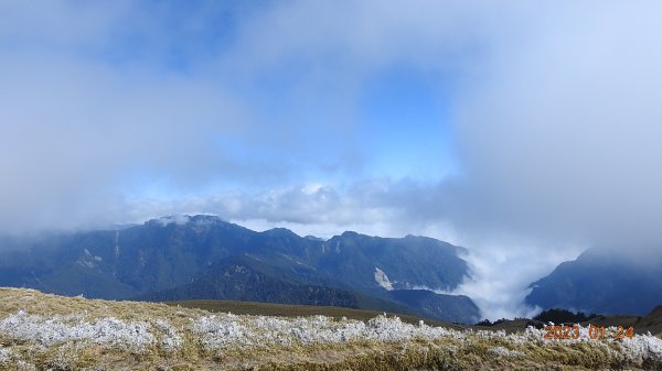 雪,白了山頭.雲,活了天空-寒流追雲趣,第七次合歡山主/東/北峰獨攀單攻(車接駁)202301242004265