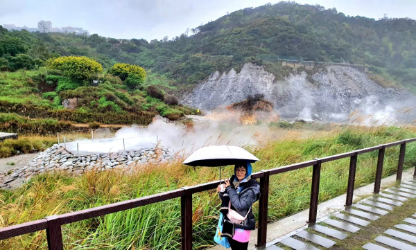 龍鳳谷步道，硫磺谷步道，磺溪溫泉步道，夢幻湖步道，紅樹林生態步道