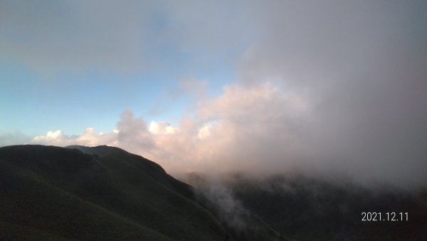 秋高氣爽芒花季再度陽明山天際線-七星山主東峰+大屯山主南西峰向天面天山O型+小觀音山主西南峰共10峰1545437