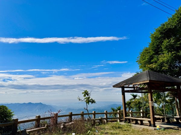 集集大山(小百岳#50）野店吃小吃2972019