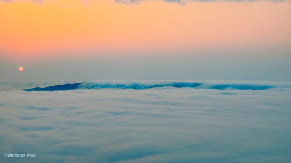 #馬那邦山 #夕陽 #雲海 #雲浪 3/82730415