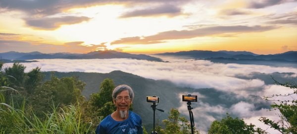 石碇趴趴走追雲趣 #石碇後山 #琉璃光 #月光雲海 #日出雲海 7/12&152834243