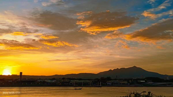 社子橋&觀音山夕陽火燒雲10/252635738