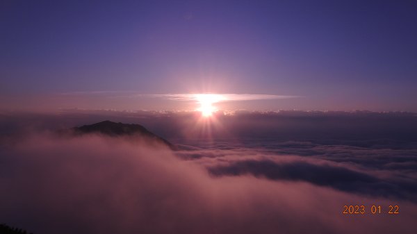 大年初一陽明山滿滿的日出雲海&水淹金山寺/天空之城，媲美202201272001987