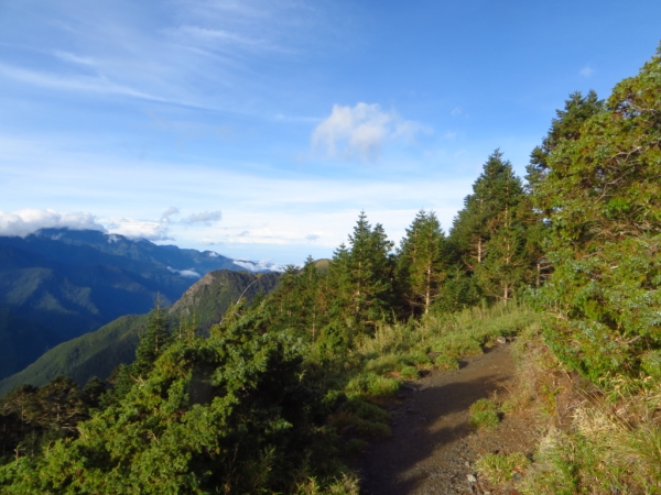 大小霸尖山群峰_世紀奇峰之旅66709