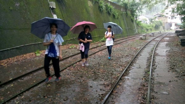 與森林小火車相依的獨立山步道56904