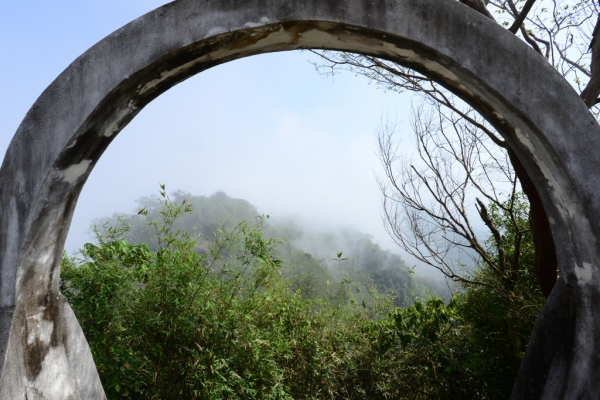 旗尾山步道看雲起69333