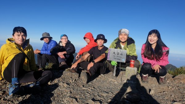 硬邦邦四天「雪山西稜」全記錄！大雪山黃金稜線必訪1451296